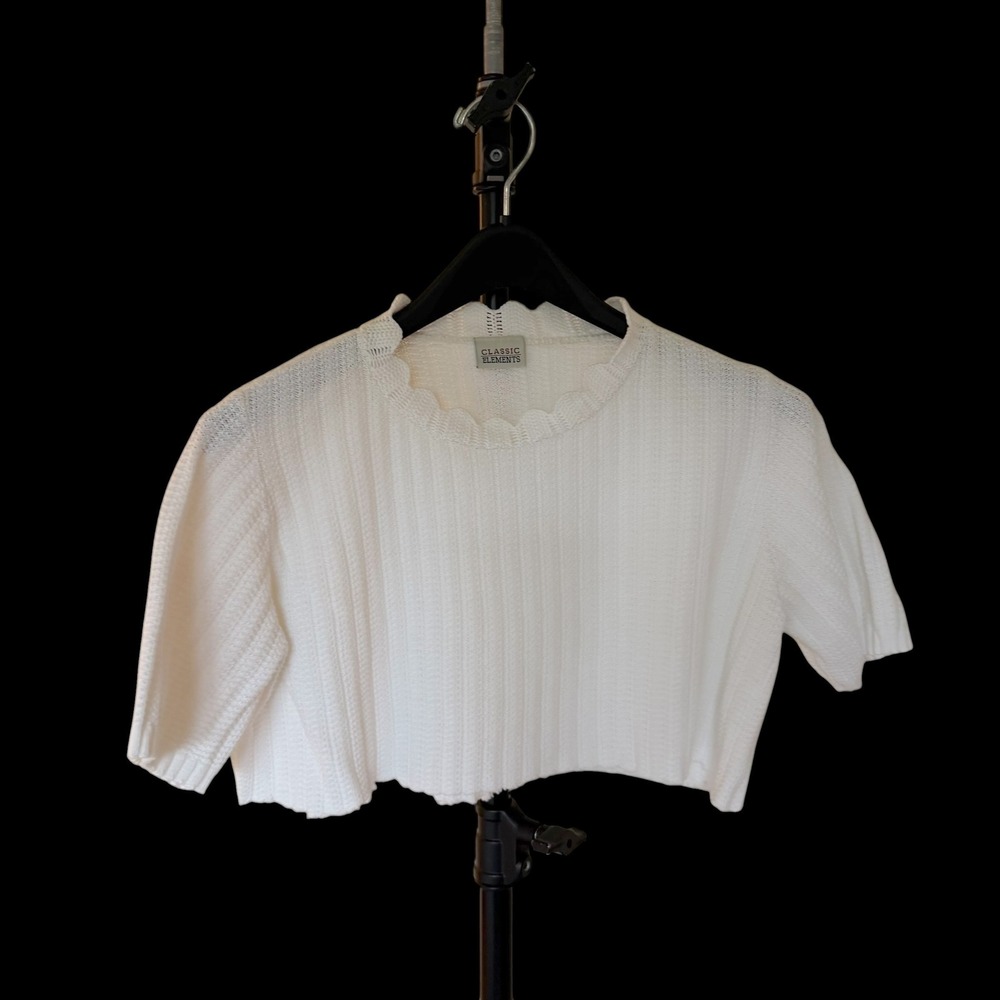 Y2K Coquette Girl White Knit Scalloped Neck Short Sleeve Cropped Top